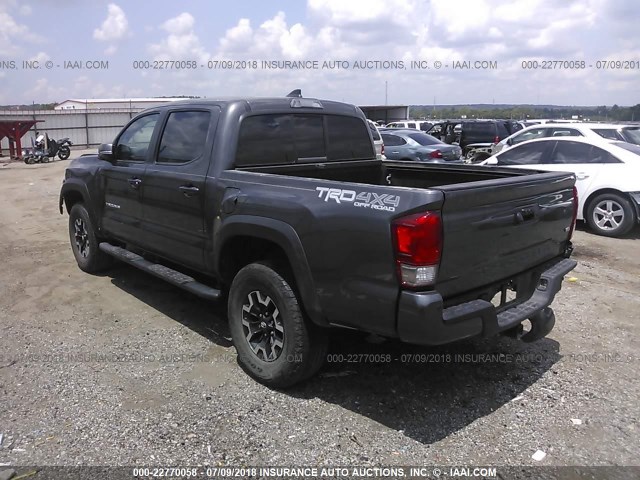 5TFCZ5AN3GX031416 - 2016 TOYOTA TACOMA DBL CAB/SR/SR5/TRD SPT/OR GRAY photo 3