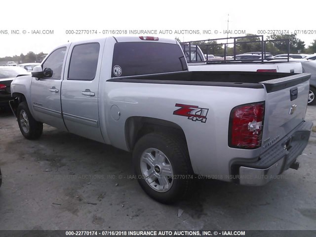 3GCPKSE34BG393572 - 2011 CHEVROLET SILVERADO K1500 LT SILVER photo 3