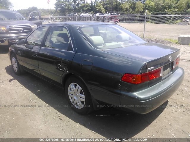 4T1BG22K9YU981301 - 2000 TOYOTA CAMRY CE/LE/XLE GREEN photo 3