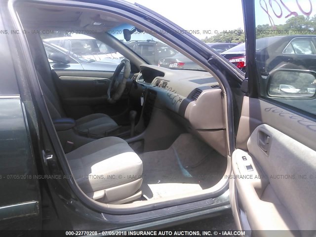 4T1BG22K9YU981301 - 2000 TOYOTA CAMRY CE/LE/XLE GREEN photo 5