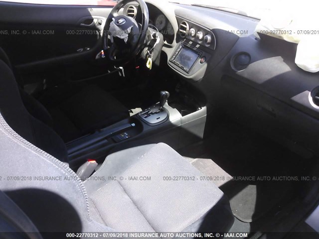 JH4DC54815S001898 - 2005 ACURA RSX SILVER photo 5