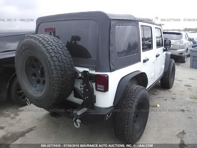 1C4BJWDG7HL603201 - 2017 JEEP WRANGLER UNLIMITE SPORT WHITE photo 4