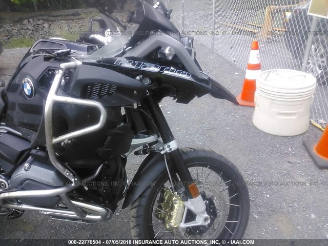 WB10A1202JZ899793 - 2018 BMW R1200 GS ADVENTURE BLACK photo 5