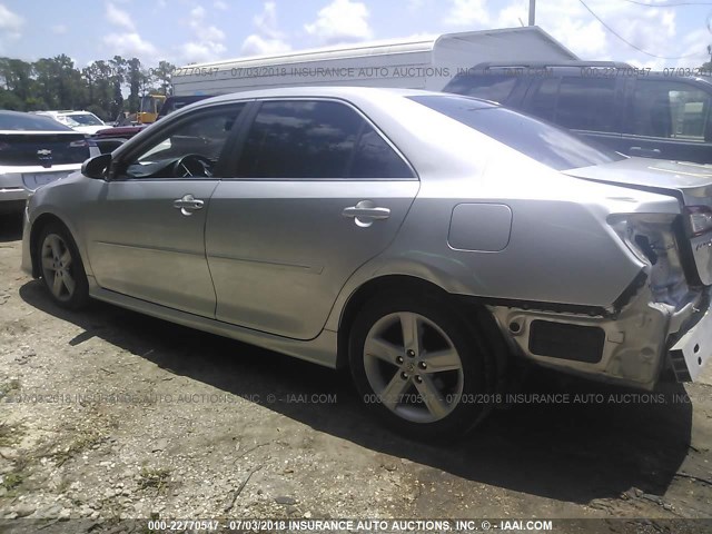 4T1BF1FK2CU160735 - 2012 TOYOTA CAMRY SE/LE/XLE SILVER photo 3