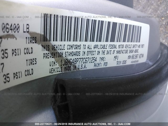 1J8HG48P77C671254 - 2007 JEEP COMMANDER ნაცრისფერი ფოტო 9