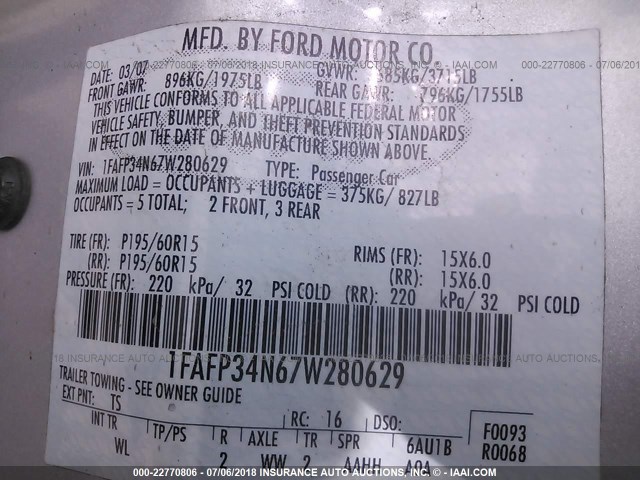 1FAFP34N67W280629 - 2007 FORD FOCUS ZX4/S/SE/SES SILVER photo 9
