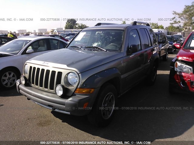 1J4GL38K86W191342 - 2006 JEEP LIBERTY RENEGADE GOLD photo 2