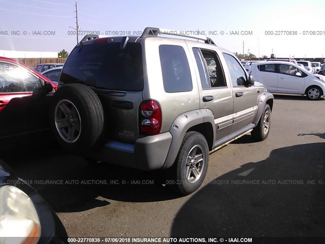 1J4GL38K86W191342 - 2006 JEEP LIBERTY RENEGADE GOLD photo 4
