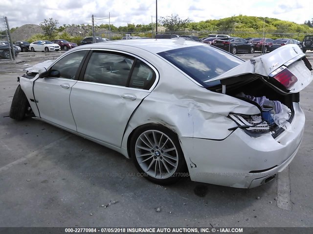 WBAYF8C52DDE59195 - 2013 BMW 750 LXI WHITE photo 3