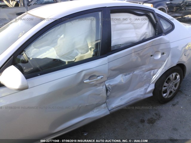 KMHDU4ADXAU190605 - 2010 HYUNDAI ELANTRA BLUE/GLS/SE SILVER photo 6