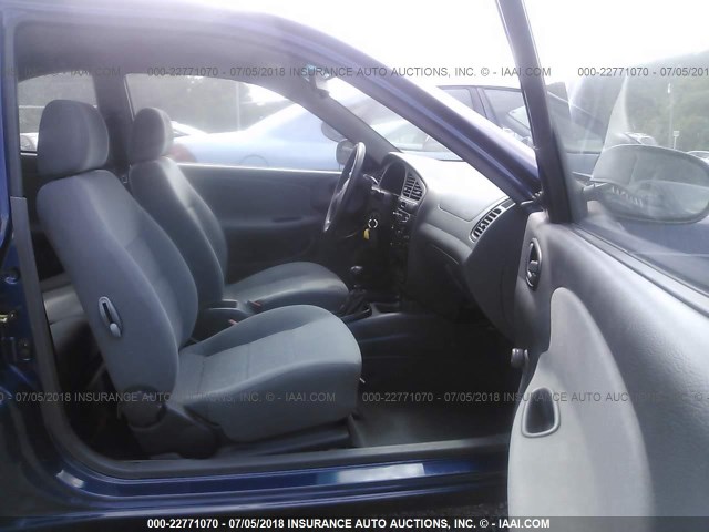 KLATA226X2B695917 - 2002 DAEWOO LANOS S Azul foto 5