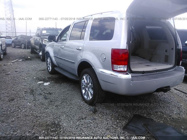 1A8HX58257F541918 - 2007 CHRYSLER ASPEN LIMITED SILVER photo 3