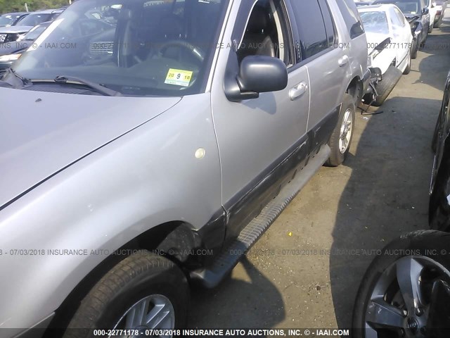 4M2ZU86E04UJ26218 - 2004 MERCURY MOUNTAINEER  SILVER photo 6