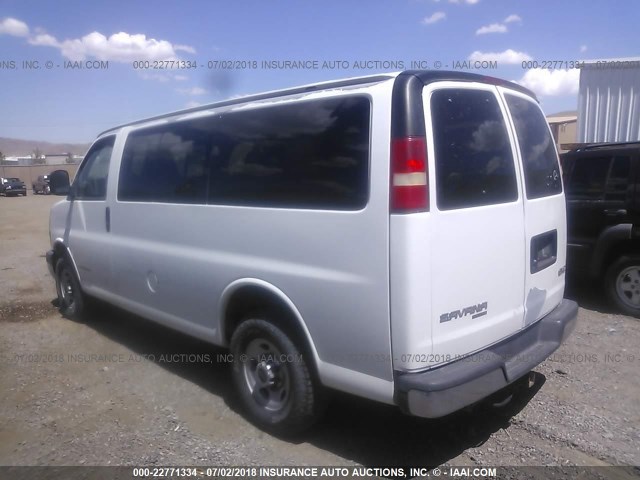 1GJHG35U351235255 - 2005 GMC SAVANA G3500 WHITE photo 3