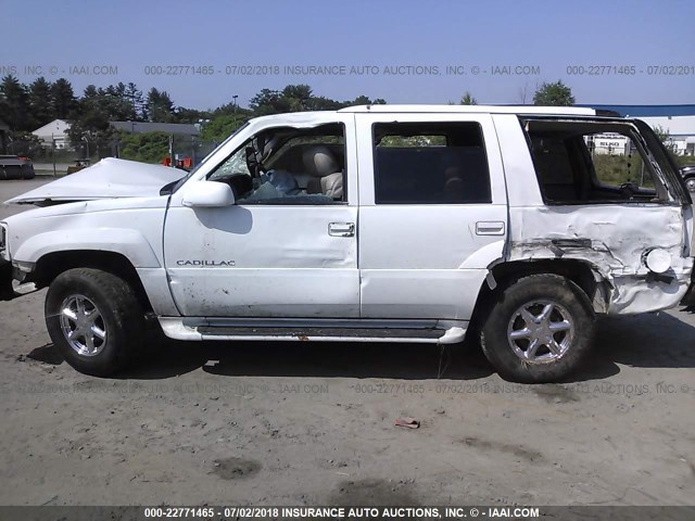 1GYEK13R5XR415184 - 1999 CADILLAC ESCALADE WHITE photo 6