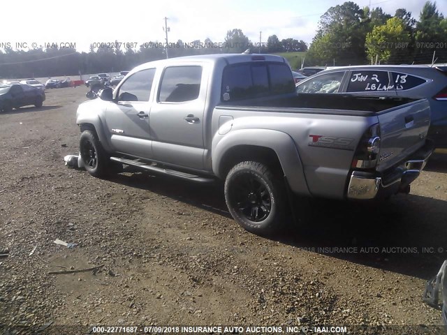 5TFJU4GNXFX077959 - 2015 TOYOTA TACOMA DOUBLE CAB PRERUNNER SILVER photo 3