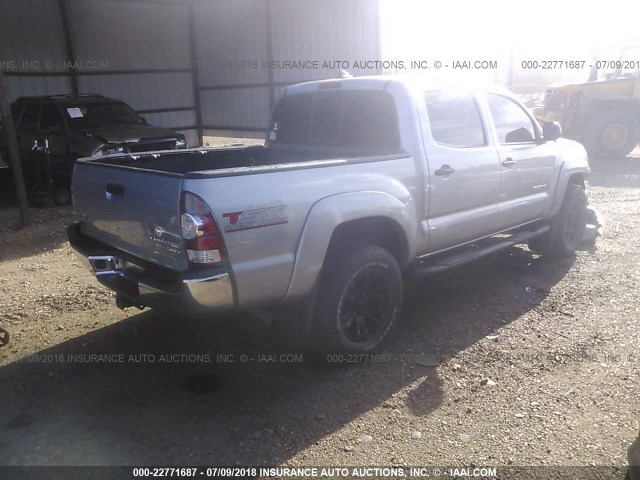 5TFJU4GNXFX077959 - 2015 TOYOTA TACOMA DOUBLE CAB PRERUNNER SILVER photo 4