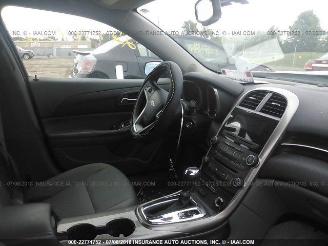 1G11B5SA6DF138249 - 2013 CHEVROLET MALIBU LS Қара фото 5