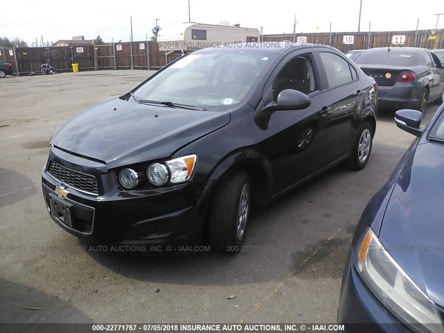1G1JB5SH9F4173959 - 2015 CHEVROLET SONIC LS 黑色 照片 2