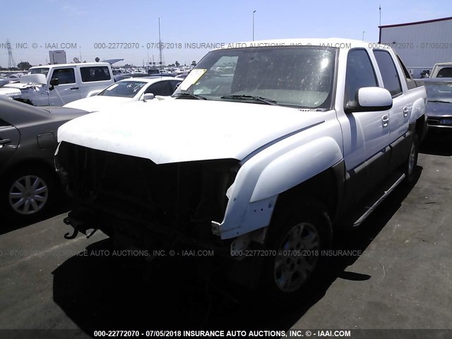 3GNEC12TX4G110170 - 2004 CHEVROLET AVALANCHE C1500 WHITE photo 2