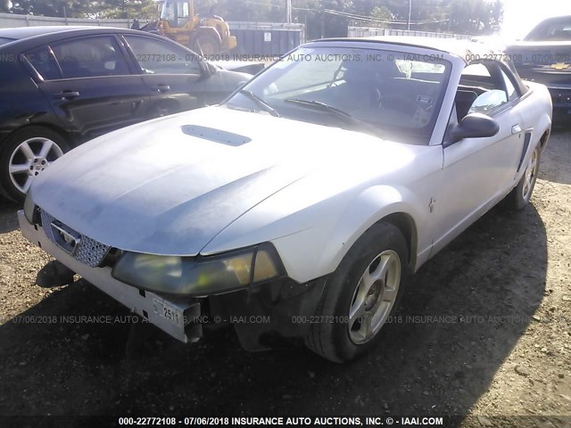 1FAFP44421F183433 - 2001 FORD MUSTANG SILVER photo 2