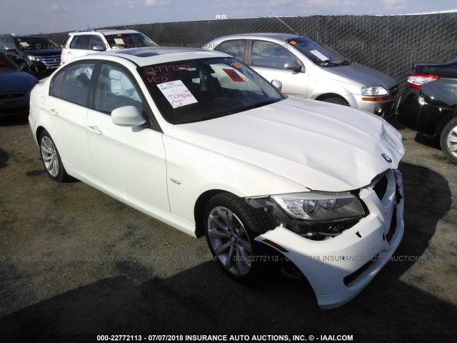 WBAPK5C56BF126258 - 2011 BMW 328 XI SULEV WHITE photo 1