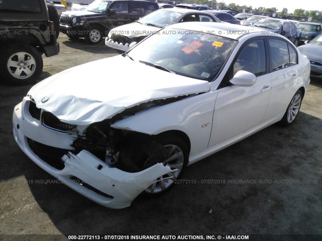 WBAPK5C56BF126258 - 2011 BMW 328 XI SULEV WHITE photo 2