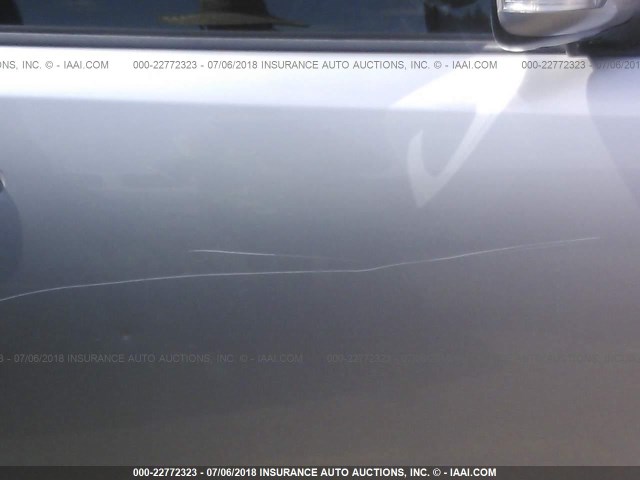 JTLKE50E481041602 - 2008 TOYOTA SCION XB BLACK photo 6