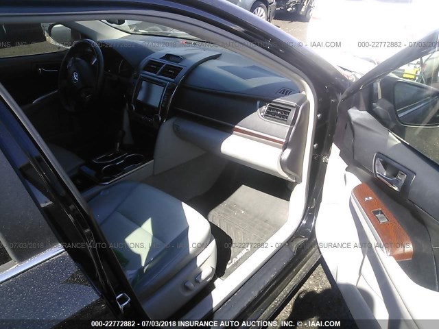 4T4BF1FK4ER443954 - 2014 TOYOTA CAMRY L/SE/LE/XLE 黑色 照片 5