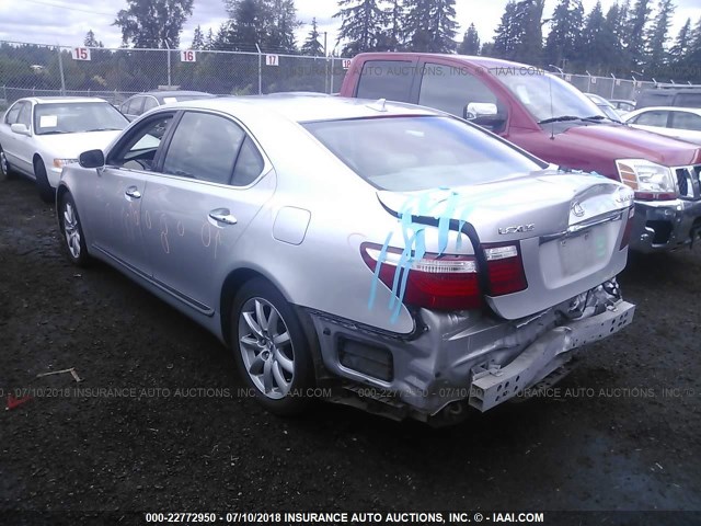 JTHGL46F075002285 - 2007 LEXUS LS 460L SILVER photo 3