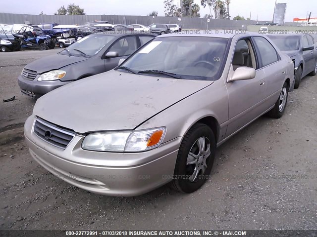 4T1BF22K8YU106679 - 2000 TOYOTA CAMRY LE/XLE GOLD photo 2
