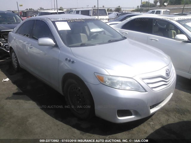 4T1BF3EK0AU088332 - 2010 TOYOTA CAMRY SE/LE/XLE SILVER photo 1