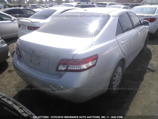 4T1BF3EK0AU088332 - 2010 TOYOTA CAMRY SE/LE/XLE SILVER photo 4