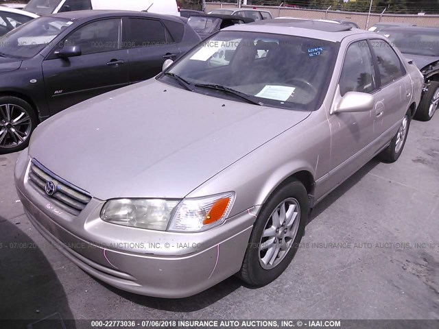 4T1BF28K3YU946540 - 2000 TOYOTA CAMRY LE/XLE TAN photo 2