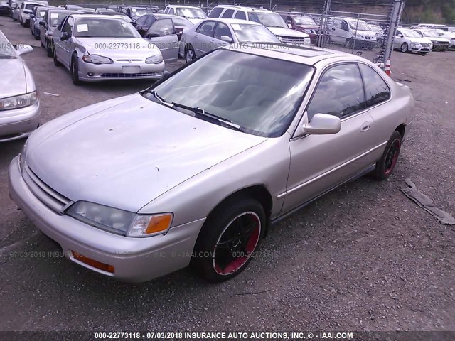 1HGCD7258SA036679 - 1995 HONDA ACCORD EX GOLD photo 2