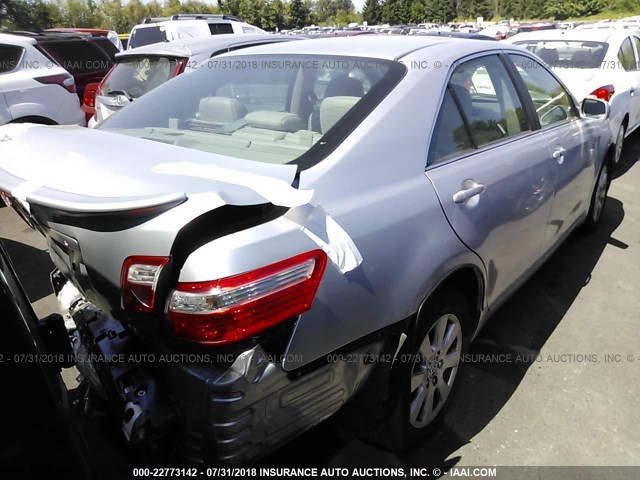 4T1BK46K29U078459 - 2009 TOYOTA CAMRY SE/LE/XLE SILVER photo 4