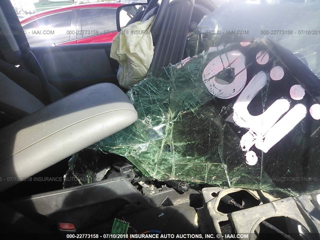 1FMPU16L63LC14824 - 2003 FORD EXPEDITION XLT BLACK photo 5