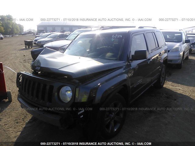 1C4NJPFA9ED888839 - 2014 JEEP PATRIOT LATITUDE GRAY photo 2