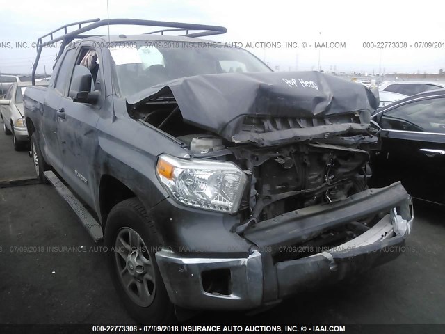 5TFRM5F17FX090319 - 2015 TOYOTA TUNDRA DOUBLE CAB SR/SR5 灰色 照片 1