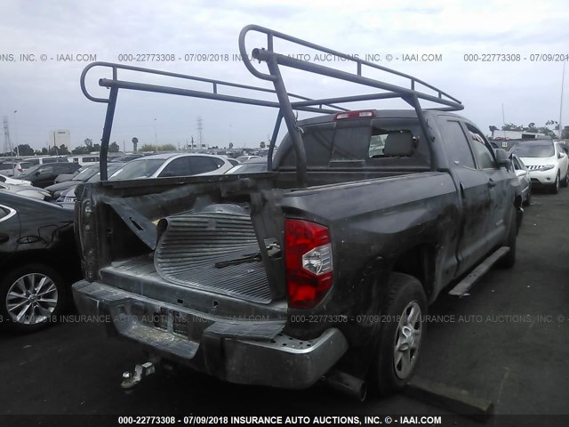 5TFRM5F17FX090319 - 2015 TOYOTA TUNDRA DOUBLE CAB SR/SR5 灰色 照片 4