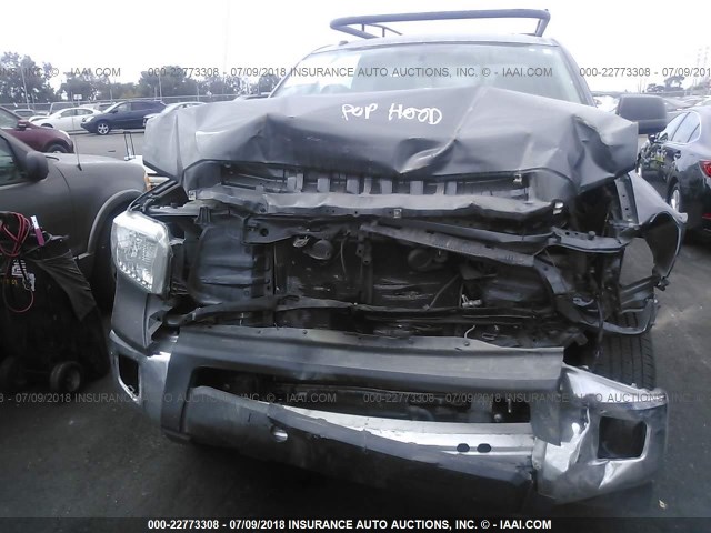 5TFRM5F17FX090319 - 2015 TOYOTA TUNDRA DOUBLE CAB SR/SR5 灰色 照片 6