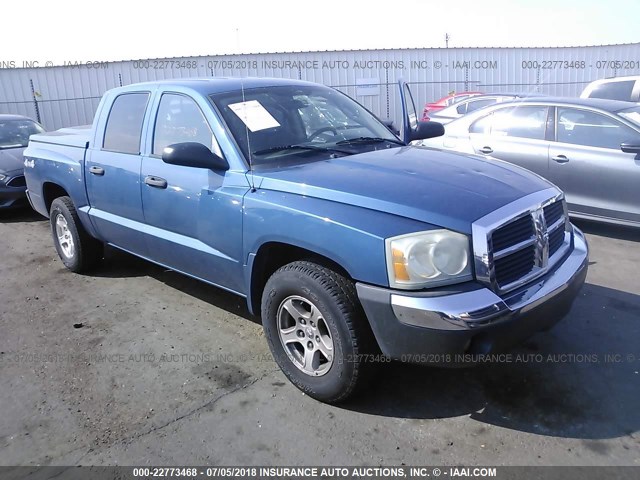 1D7HW48N05S252244 - 2005 DODGE DAKOTA QUAD SLT BLUE photo 1