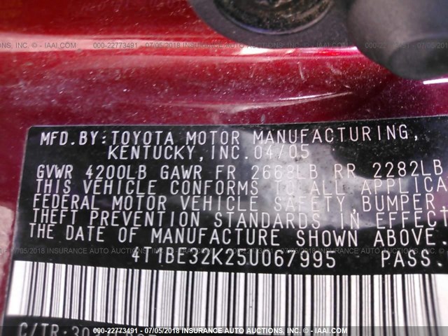 4T1BE32K25U067995 - 2005 TOYOTA CAMRY LE/XLE/SE მუქწითელი ფოტო 9