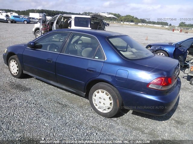 1HGCG56451A064631 - 2001 HONDA ACCORD LX BLUE photo 3