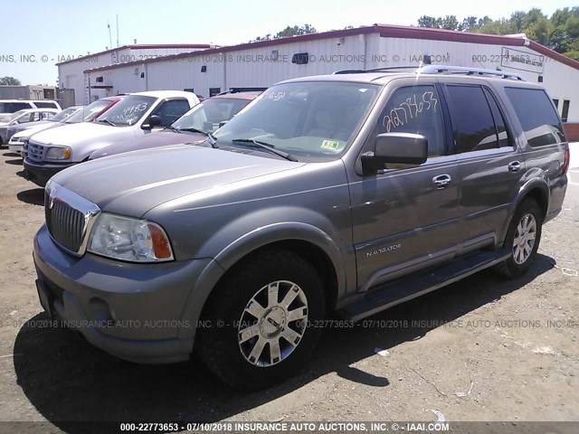 5LMFU28R74LJ12319 - 2004 LINCOLN NAVIGATOR 金色 照片 2