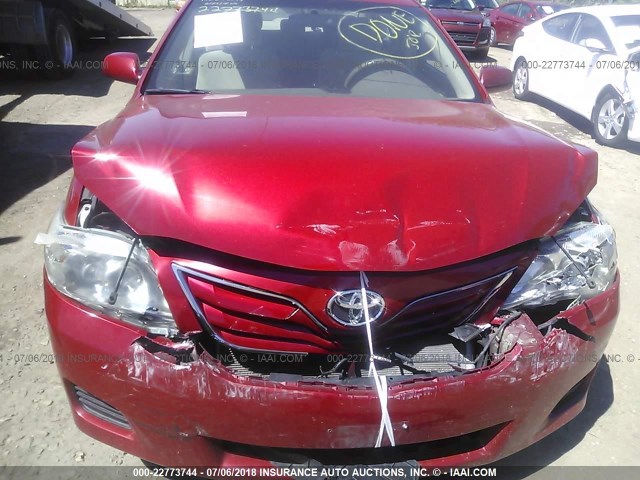 4T1BF3EK7AU550708 - 2010 TOYOTA CAMRY SE/LE/XLE RED photo 6