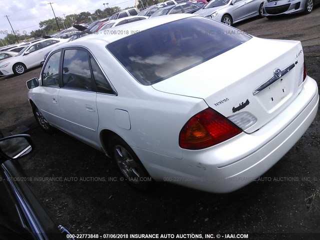 4T1BF28B82U216761 - 2002 TOYOTA AVALON XL/XLS WHITE photo 3