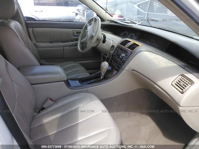 4T1BF28B82U216761 - 2002 TOYOTA AVALON XL/XLS WHITE photo 5