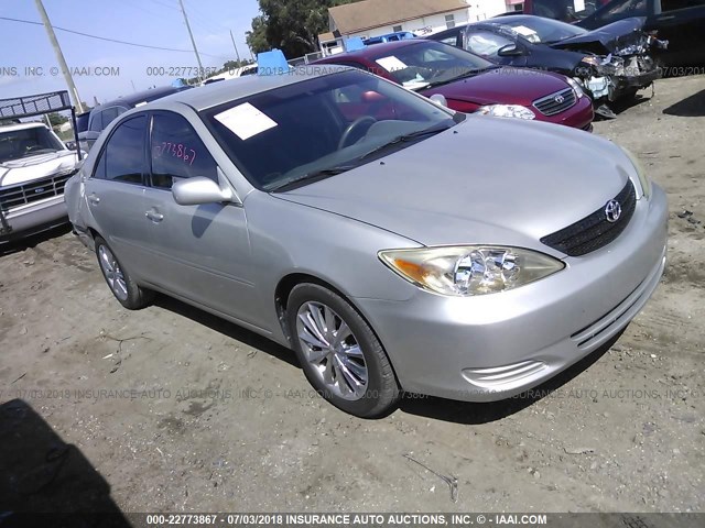 4T1BE32K03U705187 - 2003 TOYOTA CAMRY LE/XLE/SE 银色 照片 1