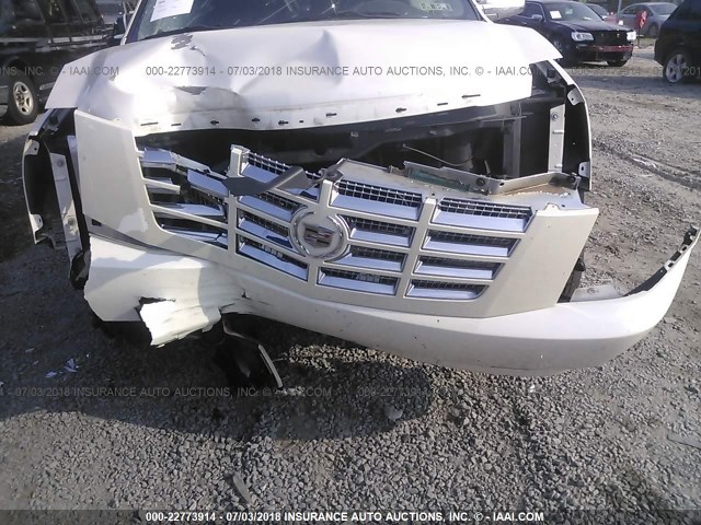 1GYUKHEF4AR181506 - 2010 CADILLAC ESCALADE ESV LUXURY WHITE photo 6